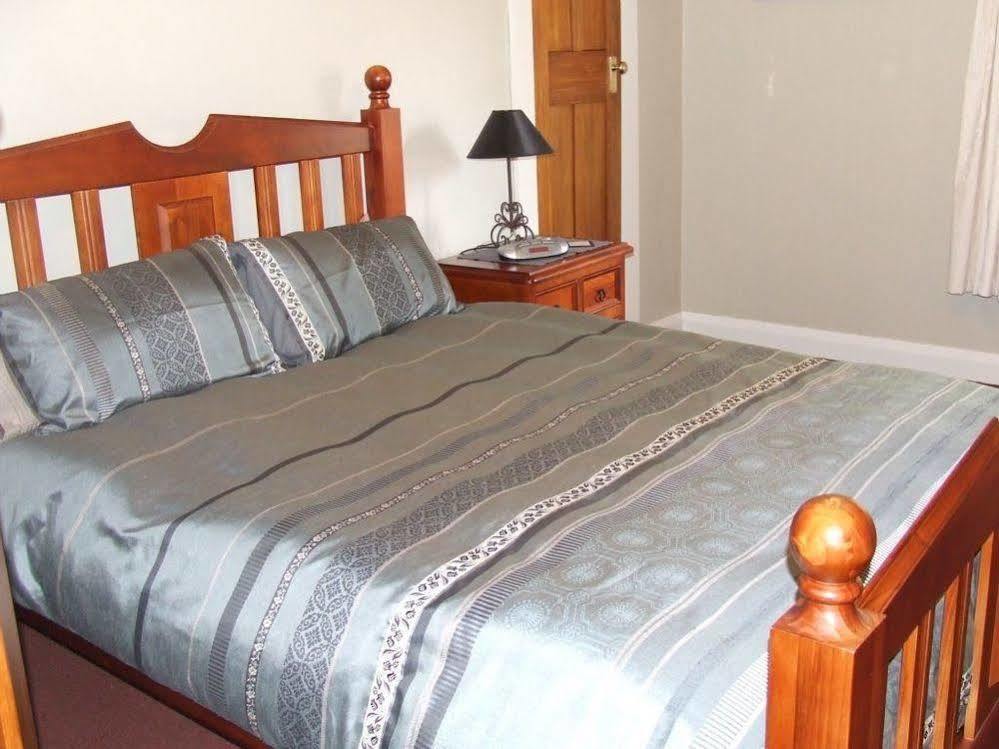 Tairoa Lodge & Cottage Hawera Dış mekan fotoğraf