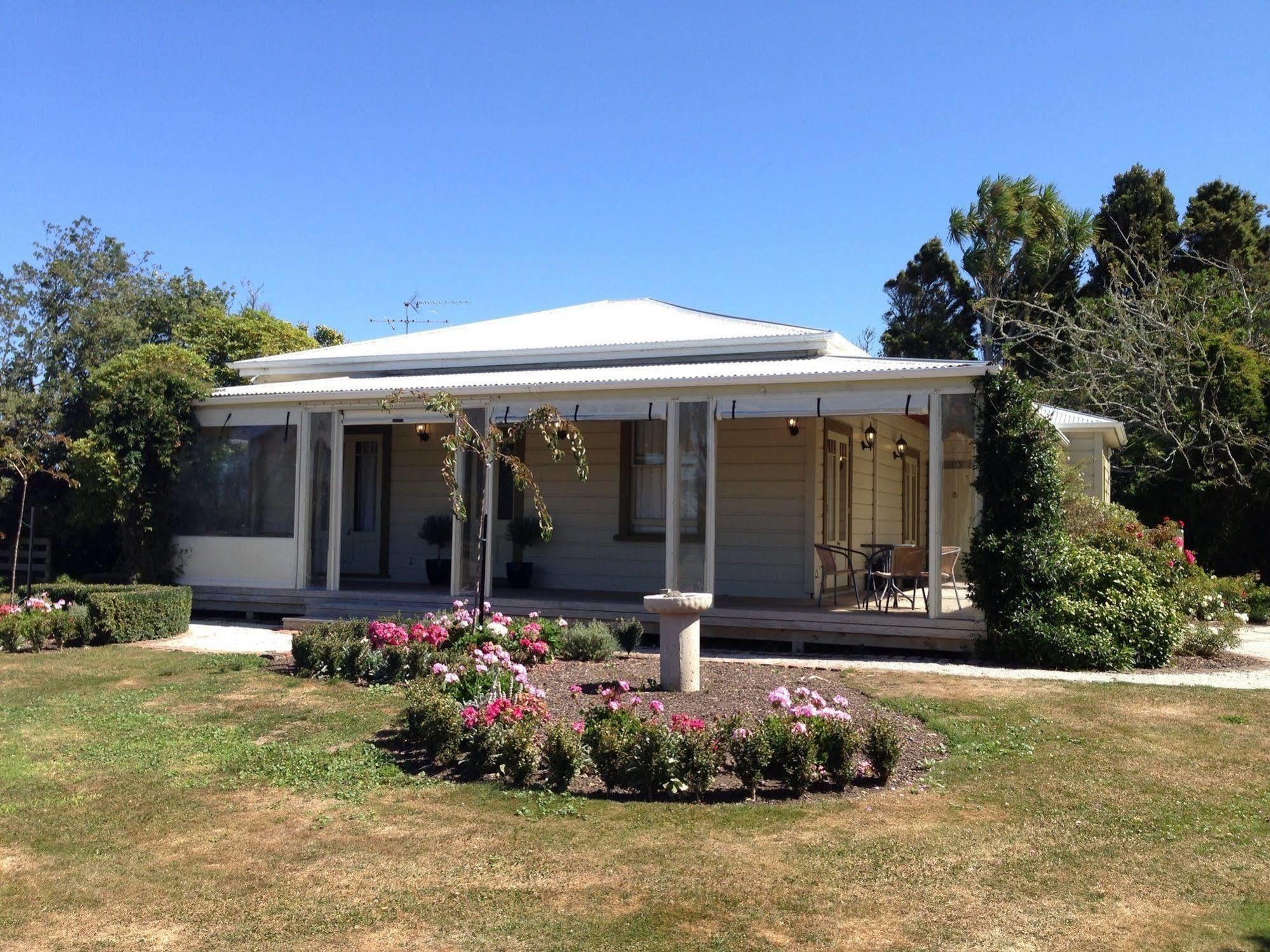Tairoa Lodge & Cottage Hawera Dış mekan fotoğraf